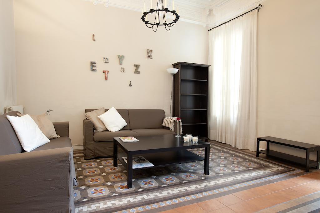 Modernist Apartment Βαρκελώνη Δωμάτιο φωτογραφία