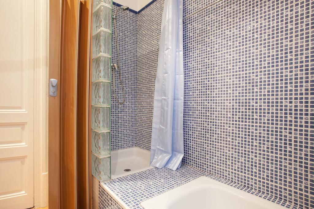 Modernist Apartment Βαρκελώνη Δωμάτιο φωτογραφία